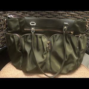 Large Mz Wallace Abbey.